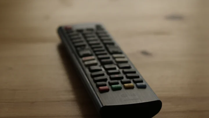 How to Spot Illegal IPTV Services (and What to Use Instead)